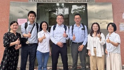 【客戶來(lái)訪】日本資深元器件代理商實(shí)地考察智旭電子（JEC）壓敏電阻產(chǎn)線